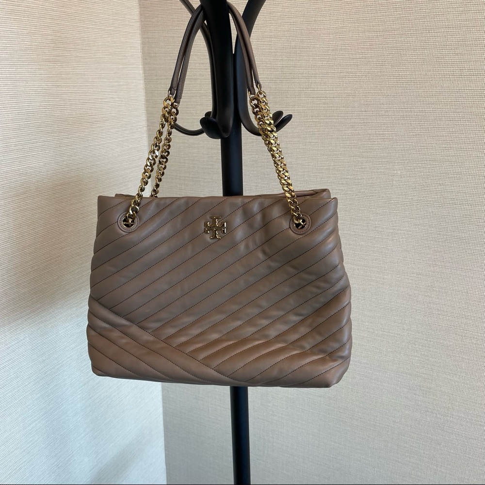 COPY - Tory Burch Kira Chevron Tote bag